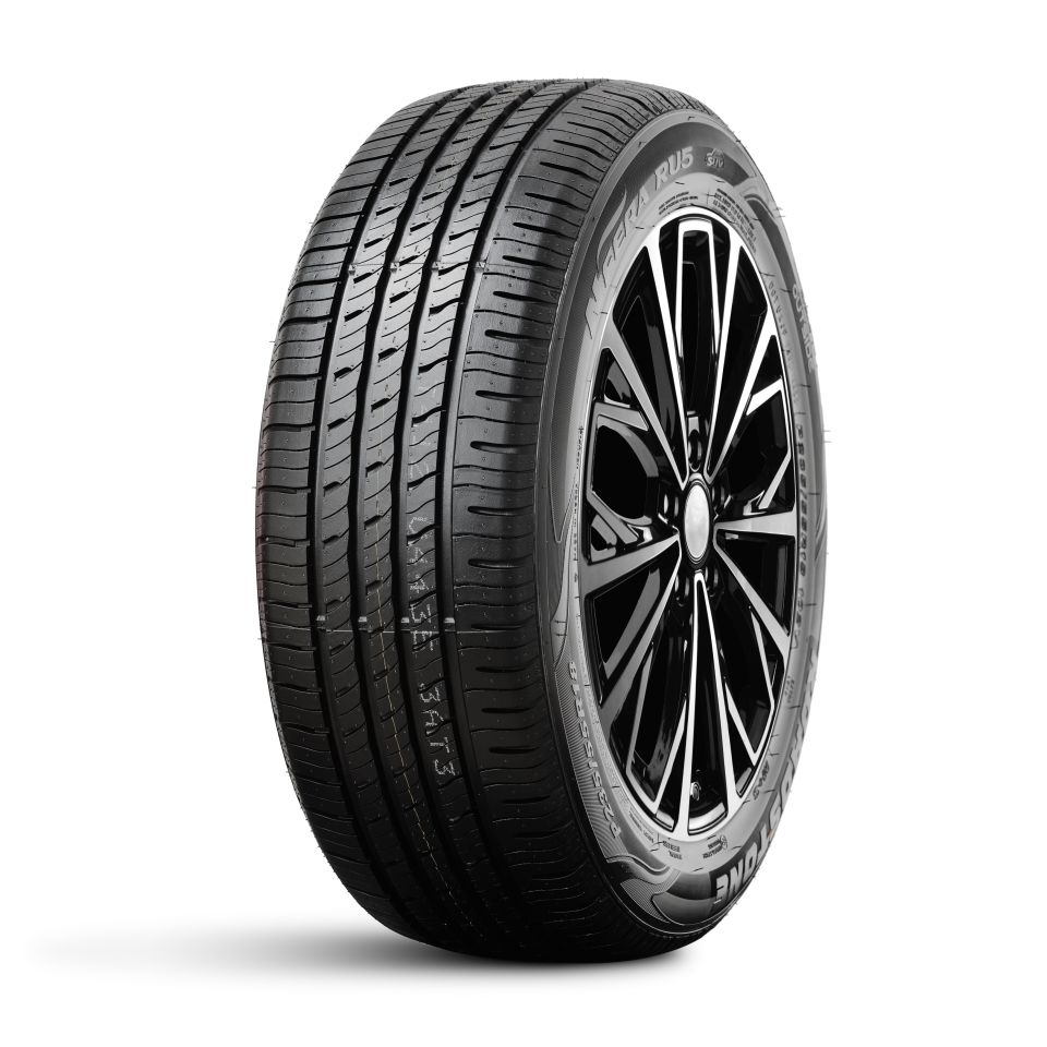 Roadstone  255/60/18  V 112 N&amp;#039;Fera RU5  XL