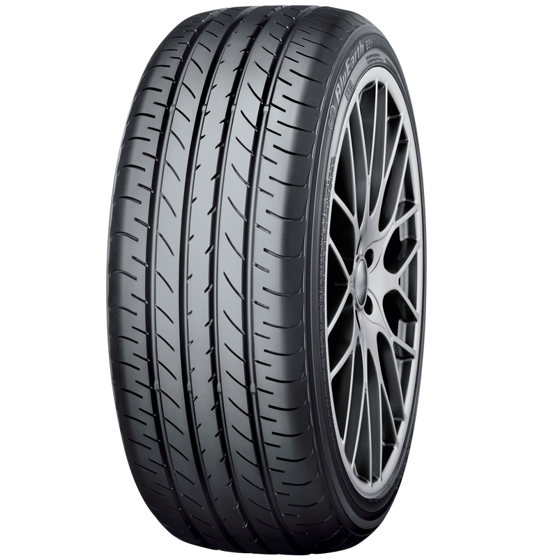 Yokohama 225/60R18 100H BluEarth E51B TL