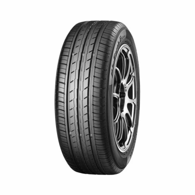 Yokohama 225/45  R17 ES32 94V BLUEARTH-ES